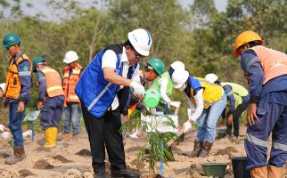 Hari Pohon Sedunia, Grup MIND ID Telah Menanam Jutaan Pohon untuk Reforestasi - JPNN.com