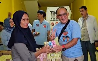 Prabowo Punya Program Susu, Tim 8 Relawan Jokowi Bergerak Sasar Wilayah Pasar Minggu - JPNN.com