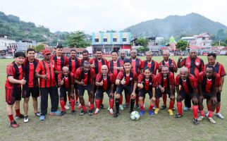 Main Bola Bareng Para Legenda di Jayapura, Kaesang Kagumi Kualitas Persipura - JPNN.com