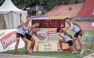 Tim SMK Muhammadiyah 1 Ajibarang Juara Estafet 4x100 Meter Putra, Pecahkan Rekor Nasional - JPNN.com