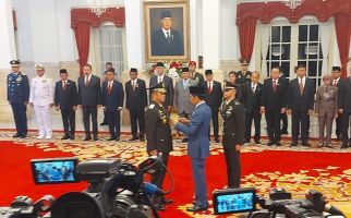 Maruli Simanjuntak Resmi Jabat KSAD, Kini Berpangkat Jenderal - JPNN.com