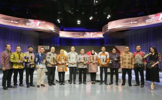 9 Kepala Daerah Terima Penghargaan Inovasi Membangun Negeri tvOne - JPNN.com