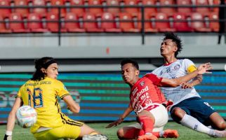 Bali United vs Arema FC: Fernando Valente Sebut Singo Edan Hadapi 3 Lawan - JPNN.com