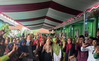 Siti Atikoh Ganjar Minta Muslimat NU Tak Takut Hadapi Tekanan - JPNN.com