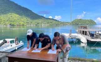 Bea Cukai Hibahkan Satu Unit Yacht untuk Kegiatan Sosial - JPNN.com