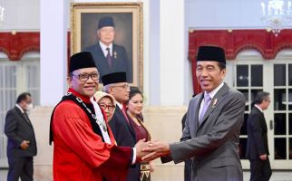 MK Sebut Tindakan Jokowi Bukan Pelanggaran Hukum, tetapi Tidak Etis - JPNN.com