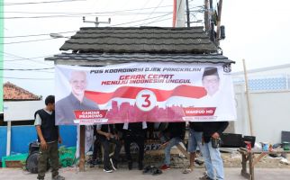 Sukarelawan Gardu Ganjar Renovasi Pangkalan Ojek di Kota Serang - JPNN.com