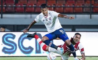 Arema FC Pukul Persis Solo, Borneo FC Taklukkan PSIS Semarang, Lihat Klasemen Liga 1 - JPNN.com