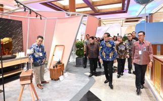 Presiden Jokowi Puji Produk UMKM EXPO(RT) BRILIANPRENEUR 2023 - JPNN.com
