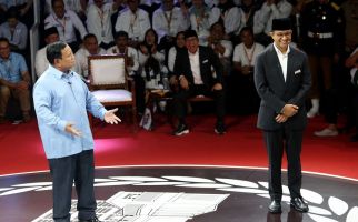 Joget Gemoy Prabowo Tampak Sangat Bermasalah, Tak Kenal Situasi - JPNN.com