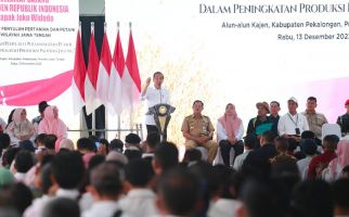 Di Jateng, Presiden Ajak Petani, Penyuluh, dan Babinsa Tingkatkan Produktivitas - JPNN.com