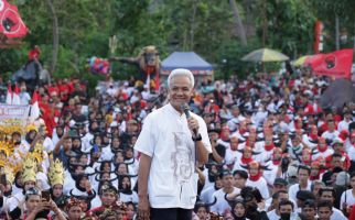 Jaga Jateng Tetap Kandang Banteng, Ganjar: Jangan Sampai Ada yang Mencuri! - JPNN.com