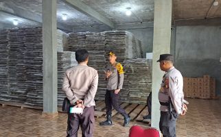 Polisi Berhasil Antisipasi Penolakan Pendirian TPS di Perbatasan Rohil-Kota Dumai - JPNN.com