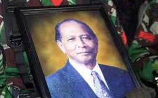 Nasionalis dari Nusa Tenggara Timur, Frans Seda Layak Mendapat Gelar sebagai Pahlawan Nasional - JPNN.com