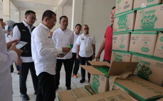 Jaga Stabilitas Harga, Pj Sekda Palembang Sidang Gudang Distributor Sembako - JPNN.com