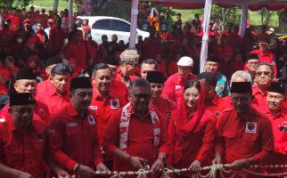 Resmikan Kantor Partai di Tanah Kelahiran SBY, Hasto Sampaikan Perintah Megawati kepada Kader - JPNN.com