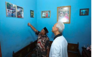 Ganjar Menginap di Rumah Hasil Keringat Alumnus SMKN Jateng, Susilo Merasa Terhormat - JPNN.com