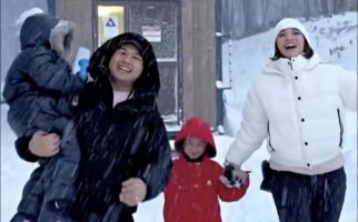 Glenn Alinskie dan Chelsea Olivia Ajak Keluarga Rayakan Natal di Jepang - JPNN.com
