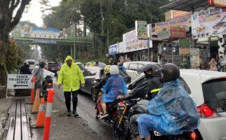 20.599 Kendaraan Masuk Lembang Bandung Saat Libur Natal 2023 - JPNN.com