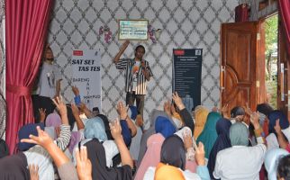 Sukarelawan Ganjar-Mahfud Hadirkan Bazar Sembako Murah di Kabupaten Bekasi - JPNN.com
