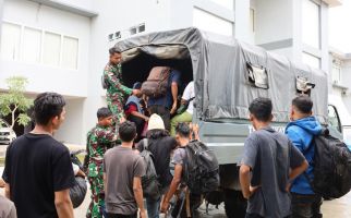 TNI AL Dumai Amankan 36 PMI Ilegal dari Malaysia - JPNN.com