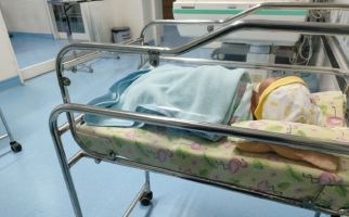 Penemuan Bayi Ketika Pergantian Tahun Bikin Heboh Warga Blitar - JPNN.com