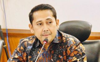 M. Syukur Dianugerahi Gelar Depati Satrio Budayo Negeri dari Lembaga Adat Melayu Jambi - JPNN.com