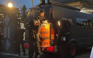 Granat Nanas Aktif Ditemukan Warga di Lombok Tengah - JPNN.com