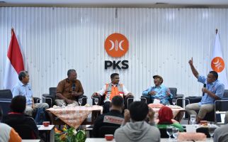 PKS dan Serikat Buruh Sepakat Jokowi Layak Dapat Rapor Merah - JPNN.com