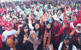 Siti Atikoh Datang, Relawan Wanita Tani Dideklarasikan agar Ganjar-Mahfud Menang - JPNN.com