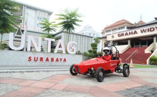 Dosen dan Mahasiswa Untag Surabaya Terus Mengembangkan Mobil Listrik Sancaka - JPNN.com