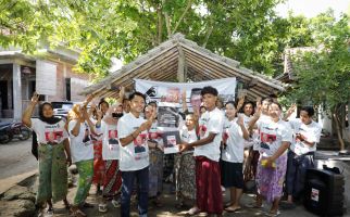 Sukarelawan Ganjar-Mahfud Bantu Warga di Lombok Tengah Peroleh Internet Cepat & Gratis - JPNN.com