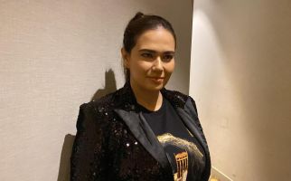 Bintangi Film Rambut Kafan, Catherine Wilson Bilang Begini - JPNN.com