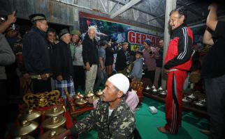 Sosok Ganjar Sangat Melekat di Hati Seniman Banjarnegara, Seperangkat Gamelan Jadi Saksinya - JPNN.com