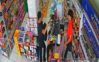 Terlilit Utang Judi Online, Oknum Pelajar di Cianjur Nekat Merampok Minimarket - JPNN.com