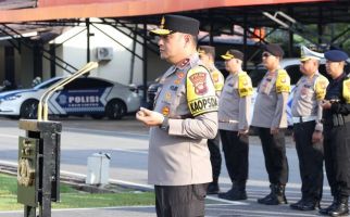 Mencoreng Nama Baik Polri, 6 Anggota Polda Kalbar Dipecat - JPNN.com