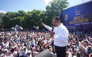 Jokowi Merilis Bansos Rp 11 T di Masa Pemilu 2024, Anies Sampaikan Kalimat Begini - JPNN.com