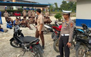 Antisipasi Gangguan Knalpot Brong Menjelang Pemilu, Satlantas Polres Rohul Sidak ke Sekolah - JPNN.com