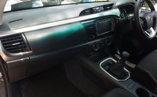 Profil Toyota Hilux D-Cab, Wajah Segar dan Audio Premium - JPNN.com