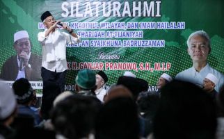 Ganjar Usulkan Ulama KH Syaikhuna Badruzzaman Jadi Pahlawan Nasional - JPNN.com
