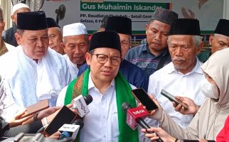 Mahfud Sebut Pimpinan Parpol Seperti Bebek yang Dikendalikan, Cak Imin Balas Begini - JPNN.com