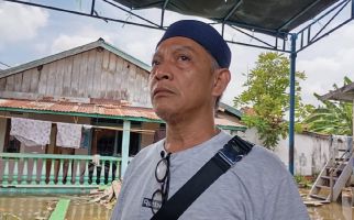 Menjelang Hari Pencoblosan Pemilu, TPS di Tangga Buntung Palembang Terendam Banjir - JPNN.com