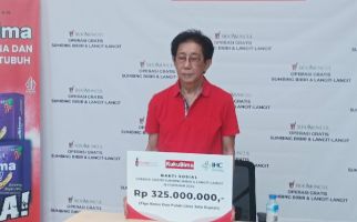 Sido Muncul Bantu Rp 325 Juta untuk Operasi Anak Penderita Bibir Sumbing di Surabaya - JPNN.com
