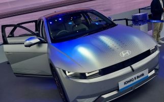 Hyundai Kona Listrik Hingga SEVEN concept Goda Pengunjung IIMS 2024 - JPNN.com