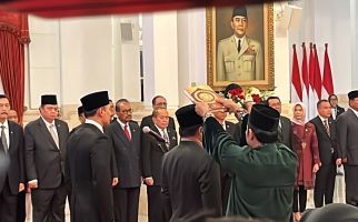 Jokowi Resmi Lantik AHY Sebagai Menteri ATR/BPN, Hadi Jadi Menkopolhukam - JPNN.com