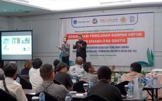 Chandra Asri Group Gandeng Kitaoneus.asia Beri Penyuluhan Penyandang Tuli Lewat Sampah Plastik - JPNN.com