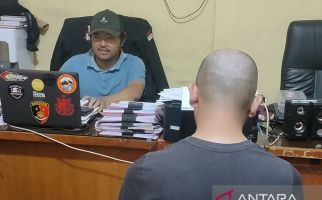 Mencabuli Belasan Siswa, Oknum Guru Honorer di Cianjur Ditangkap Polisi - JPNN.com