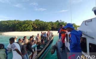 Perahu Terbalik di Ambon, 1 Warga Meninggal Dunia - JPNN.com