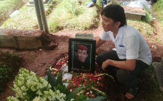 Detik-detik Ayah Bimbim Meninggal Dunia pada Usia 88 Tahun - JPNN.com