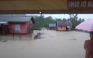 2 Rumah Warga di Buol Hanyut Terseret Banjir - JPNN.com